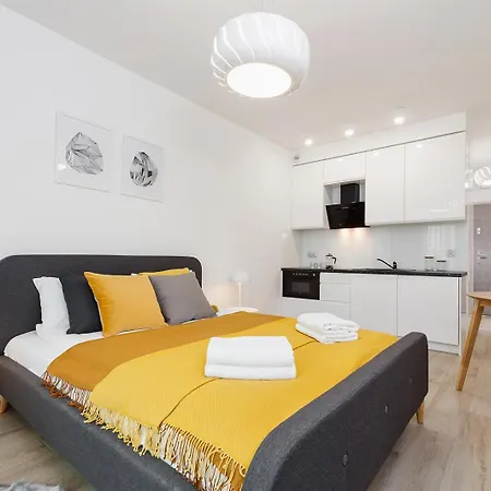 With Balcony - Rajska 3 Street Appartement Cracovie