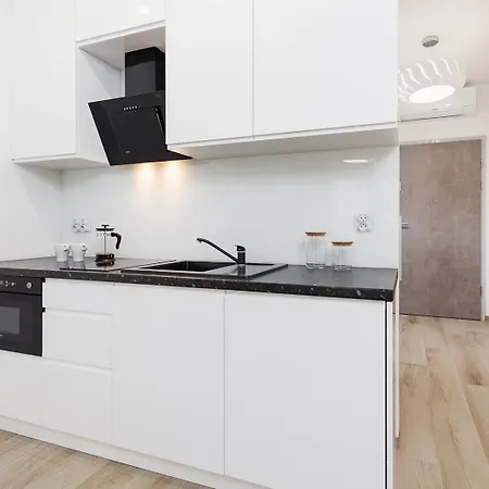 With Balcony - Rajska 3 Street Apartment *